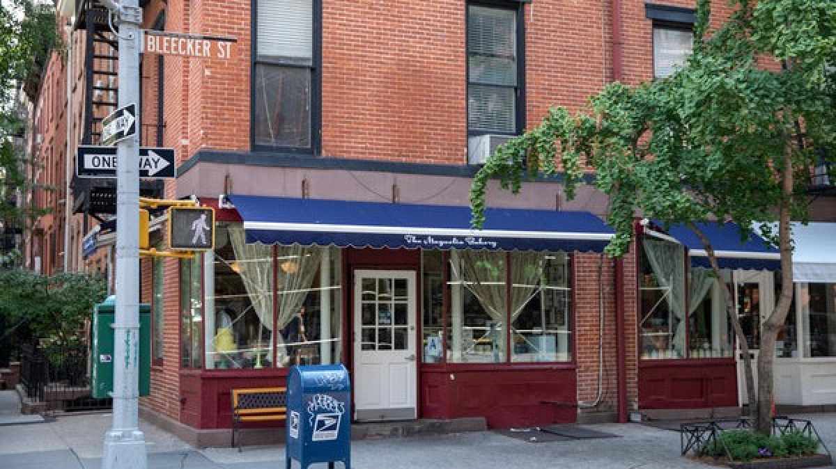 The Rise To Fame: Experience The Magic Of Magnolia Bakery!