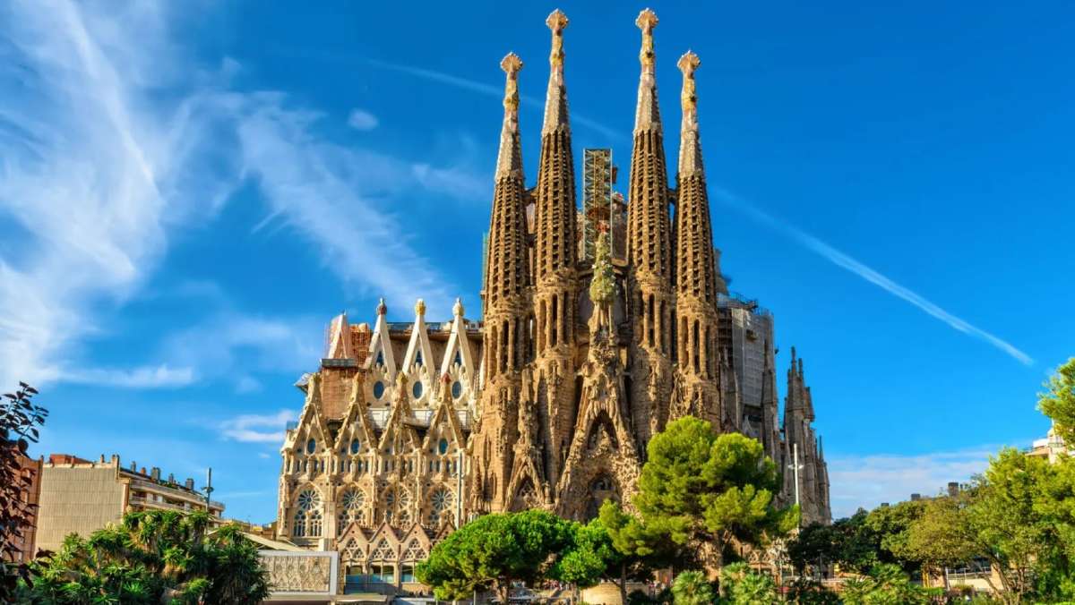 Sagrada Familia: World's Longest Construction Project Finally Ending!