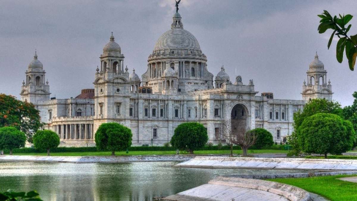 Victoria Memorial: Why This 100-Year-Old Monument Still Breaks The Internet