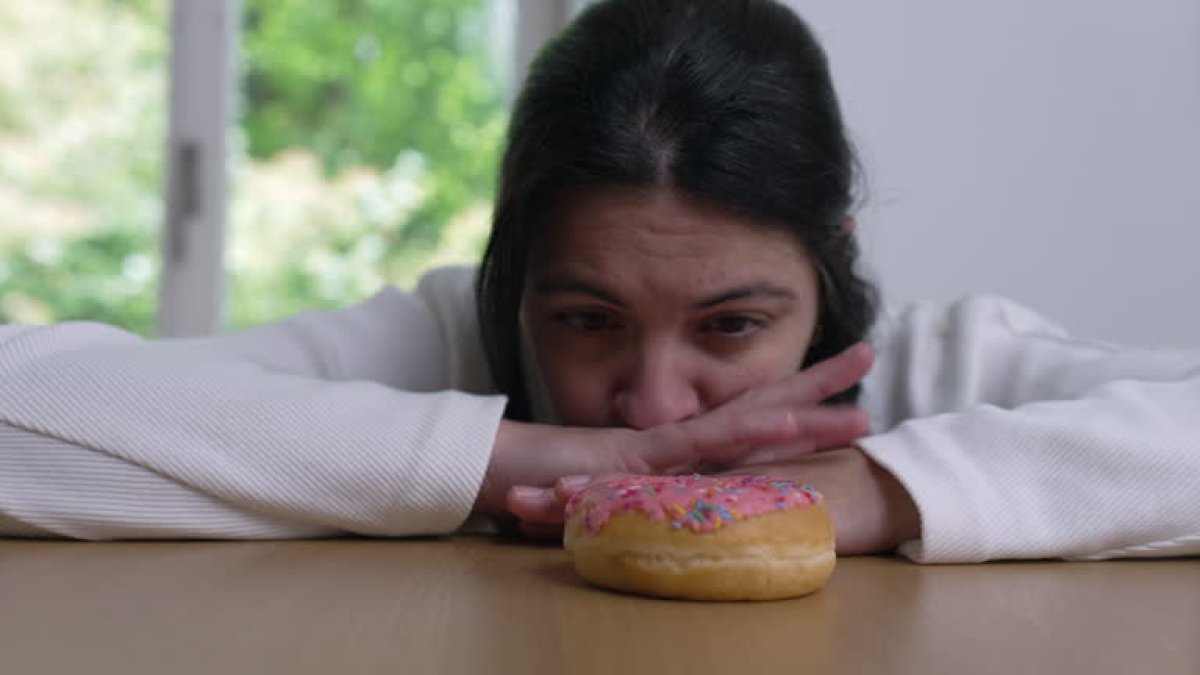 The Psychology Behind Just One Last Bite