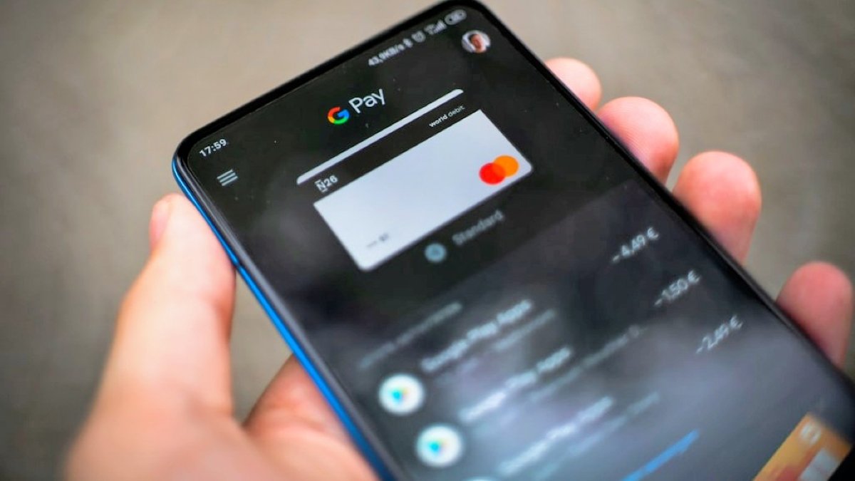 What Is A Digital Wallet? Why It's Safer Than Cash