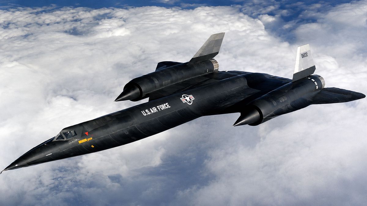 The A-12 Oxcart: The Spy Plane Faster Than the SR-71