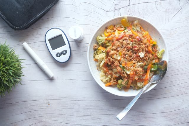 7 Best Diabetes-Friendly Foods for 2026: Cheap, Healthy Meals to Stabilize Blood Sugar & Boost Energy