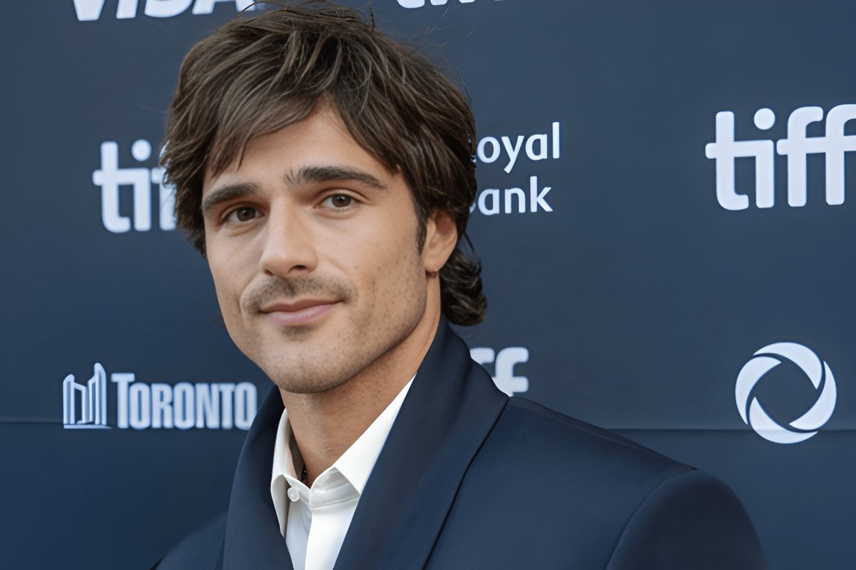 Jacob Elordi: From Teen Hero to Oscar Nominee