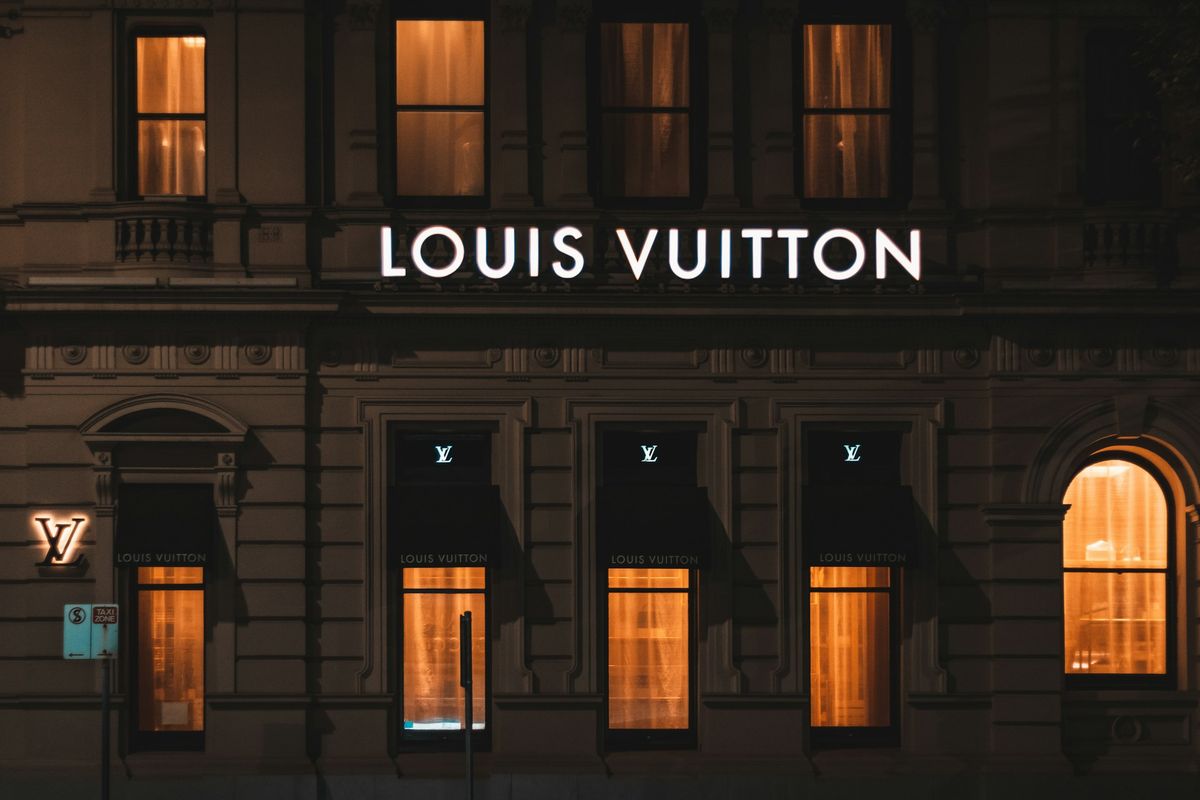 10 Oldest Luxury Fashion Houses Still Operating Globally