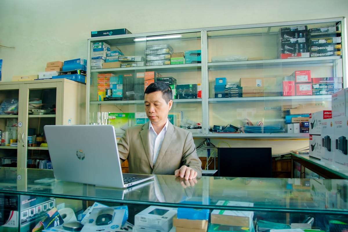 7 AI Mistakes Small Businesses Are Making Right Now