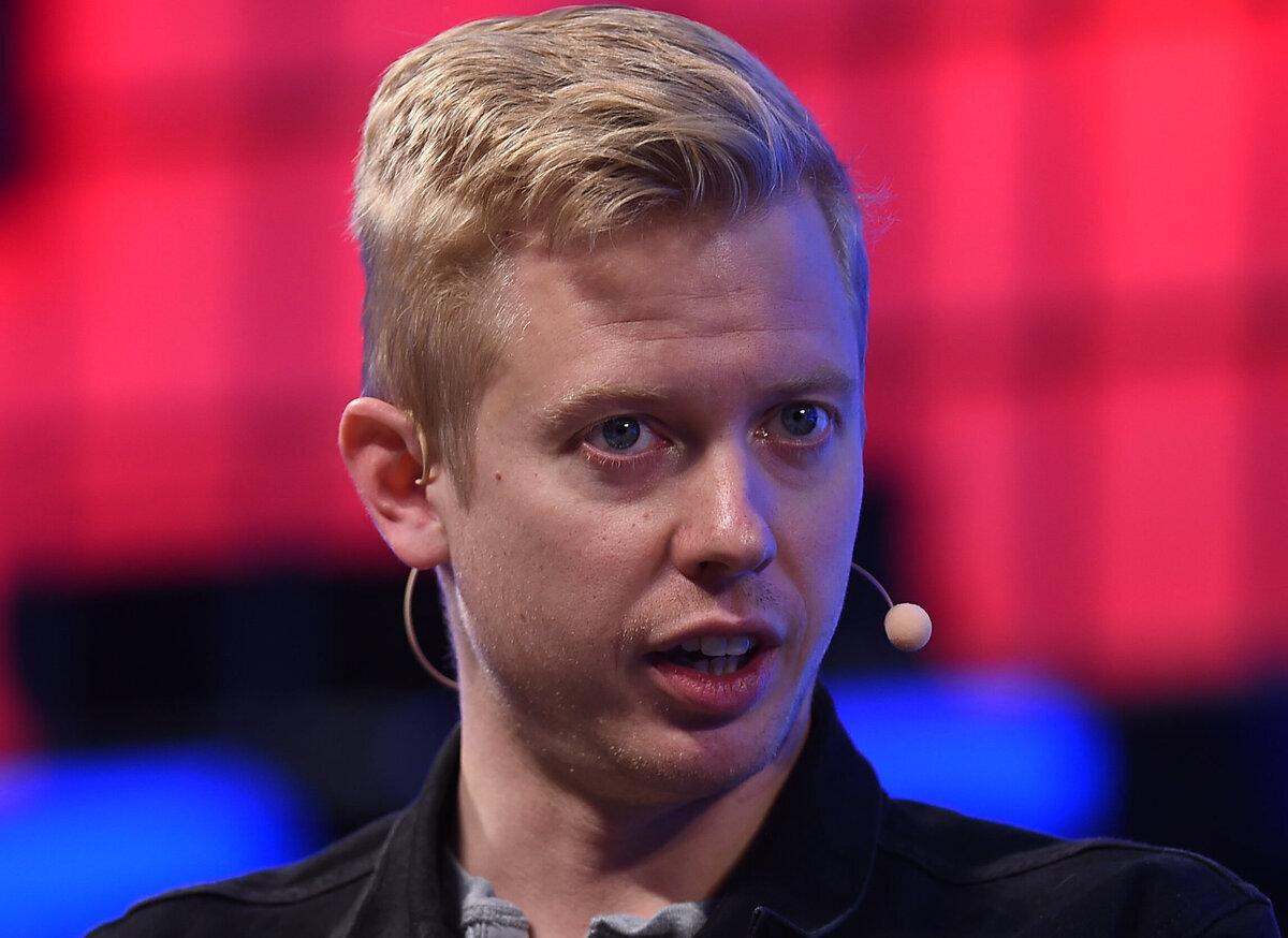 Reddit CEO: Why AI Won't Kill Entry-Level Jobs