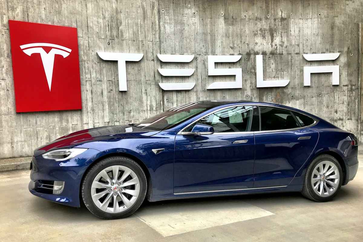 Tesla Announces End of Model S and Model X Production