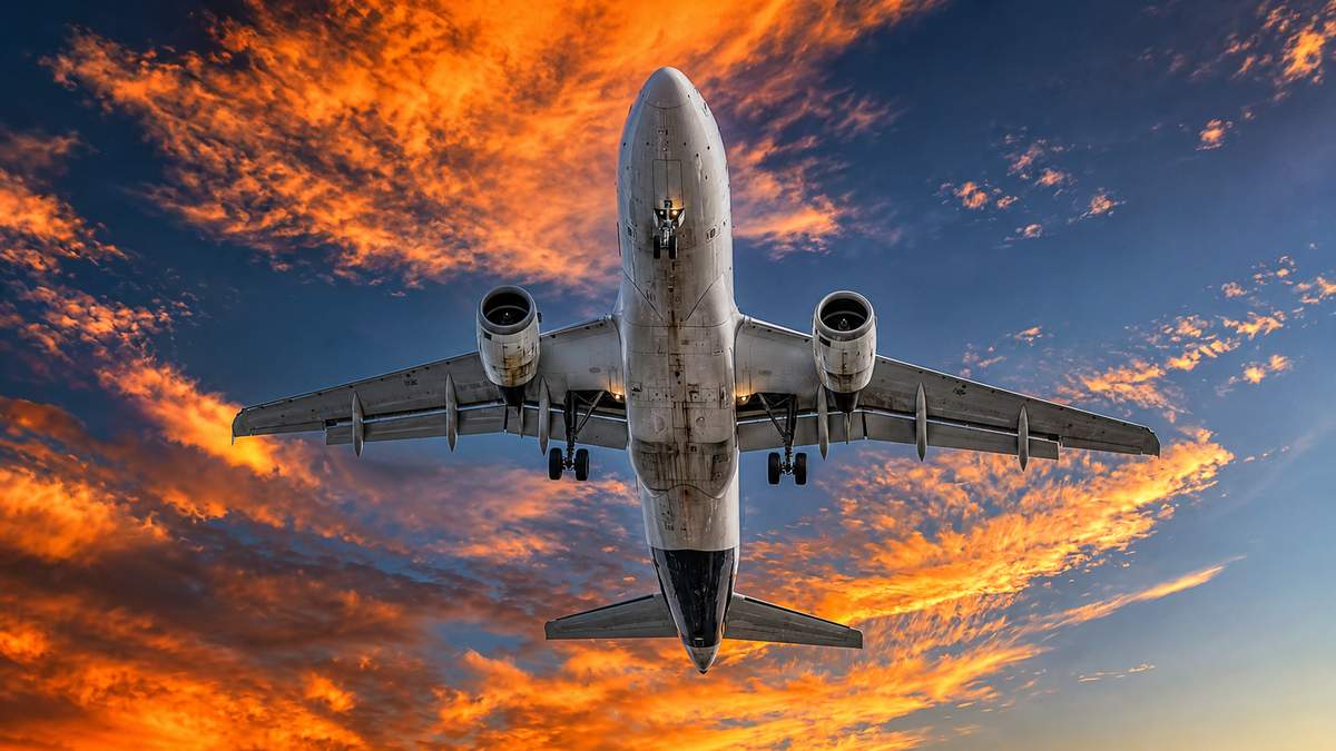 From Sea to Sky: Why Airplanes Use Nautical Miles