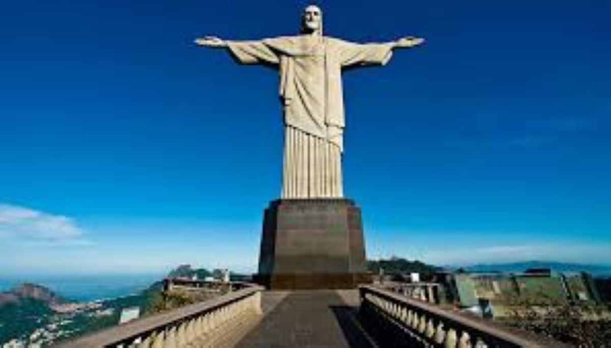 Christ the Redeemer: A Masterpiece Of Global Collaboration!