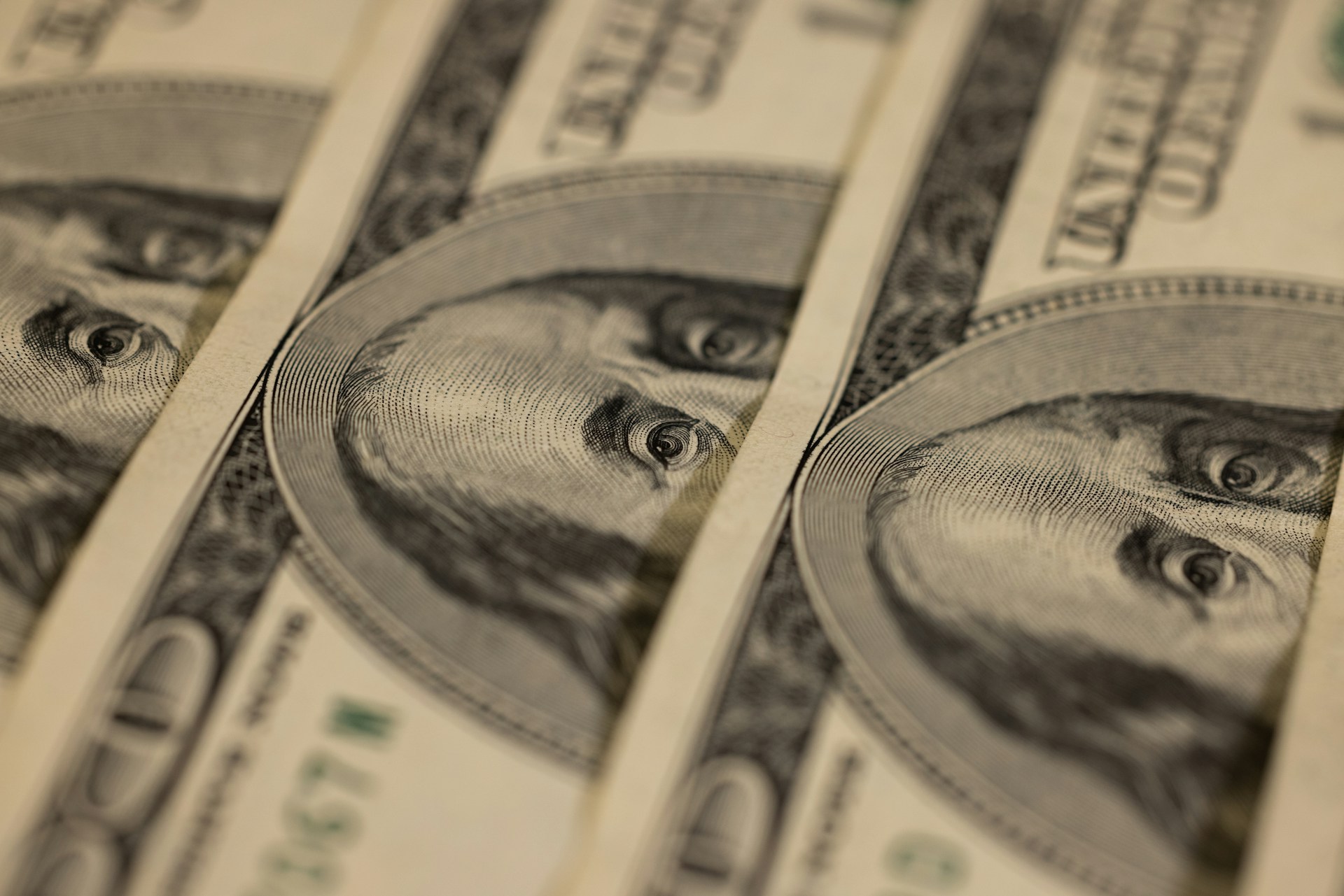 SanDisk Dollar Bills
