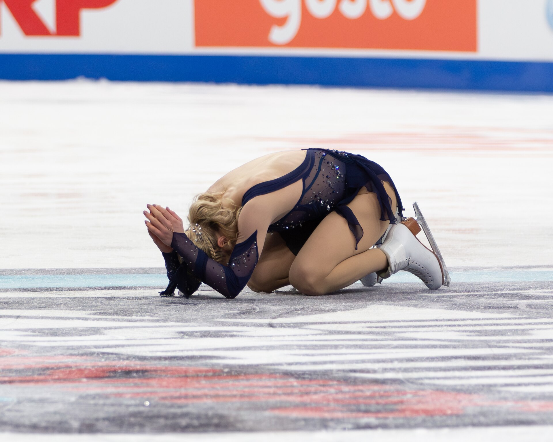 English- Amber Glenn performs during the women&rsquo;s free program at the 2026 U.S. National Championships. SpiritedMichelle.jpg