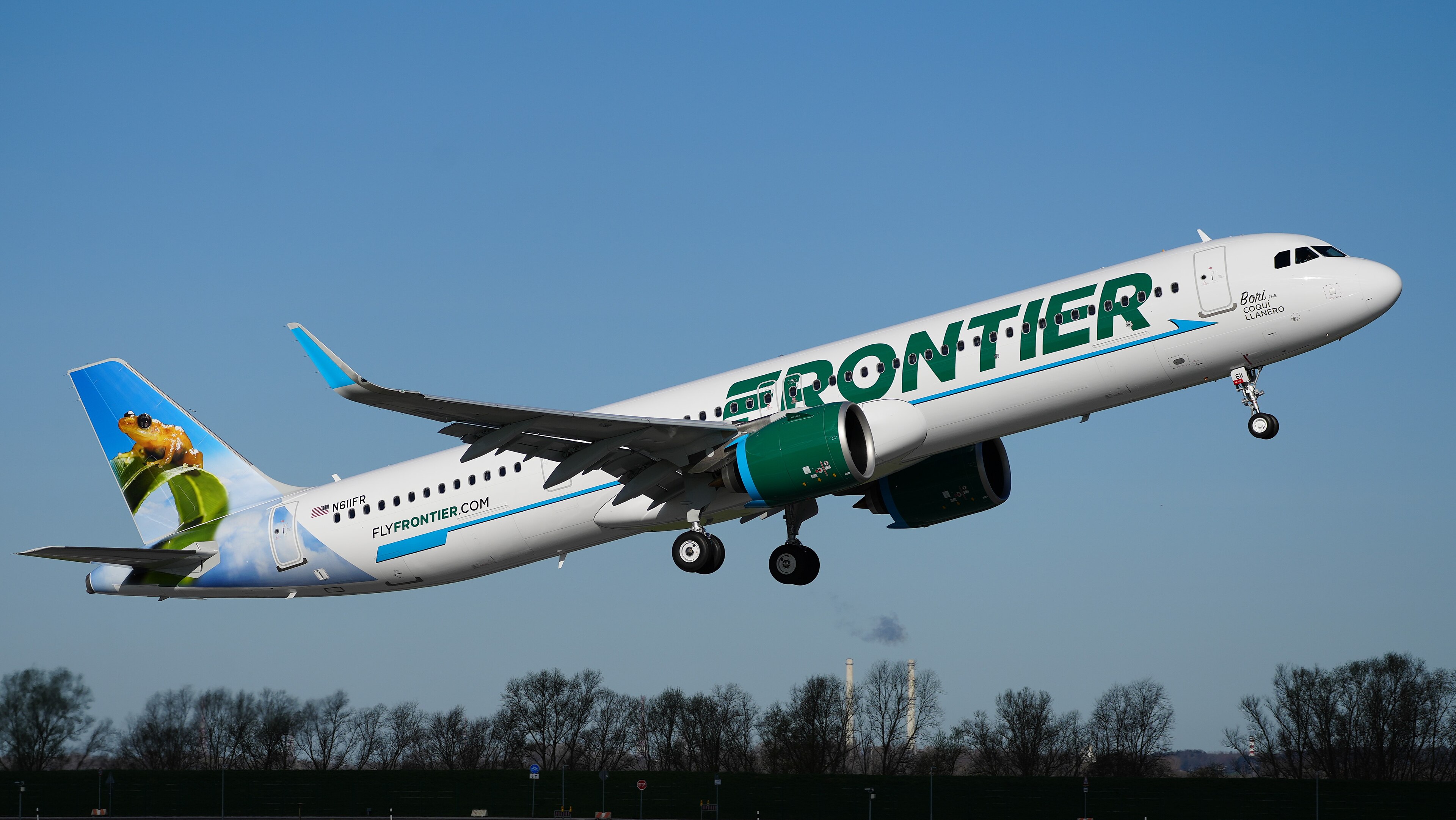 Frontier Airlines- American Budget Airlines 