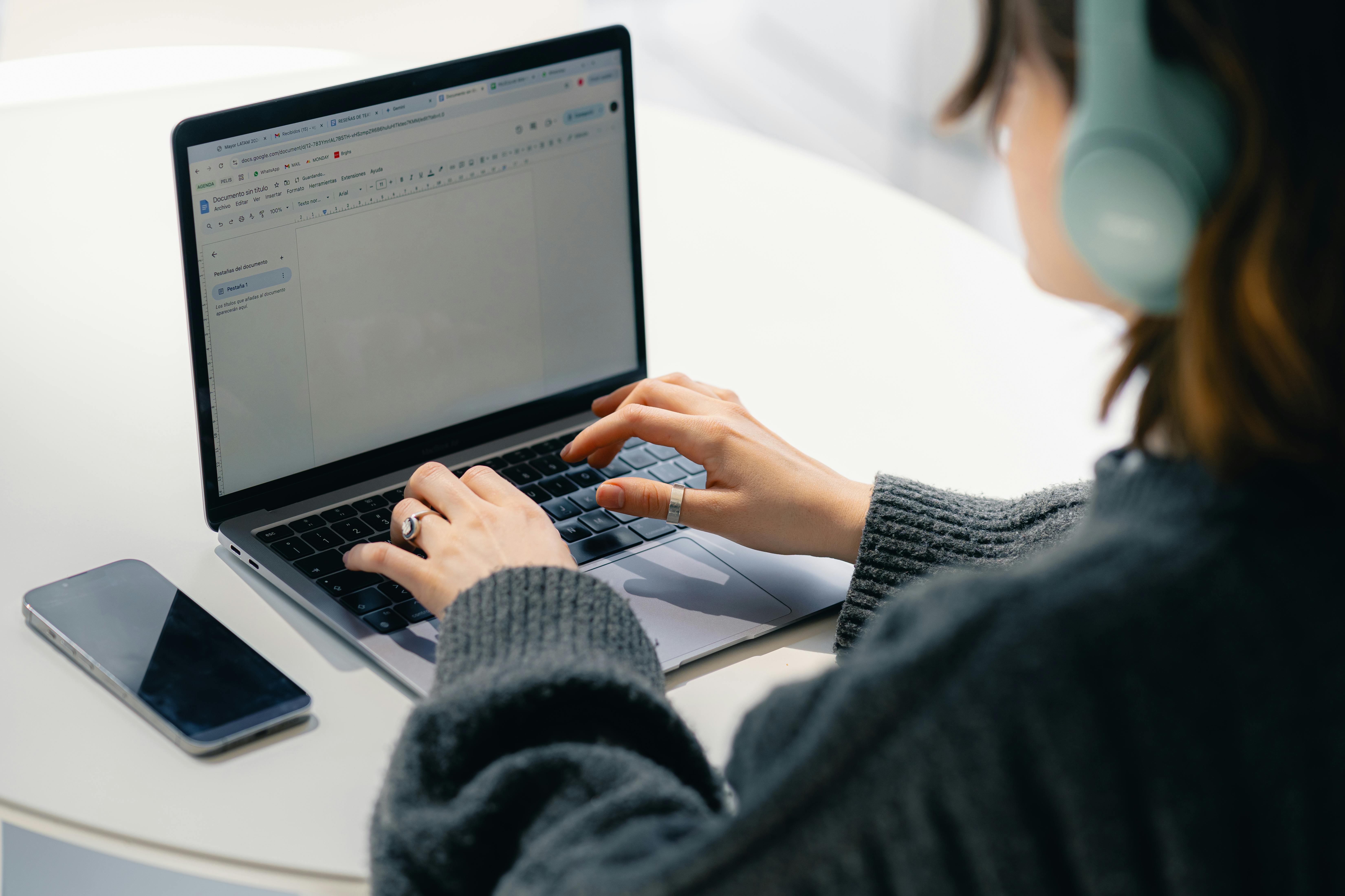 Julio Lopez Writing Career Pexels