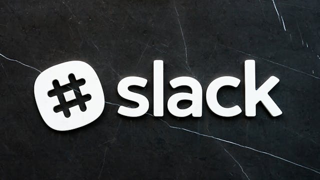 Slack-Photo by Scott Webb on Pexels